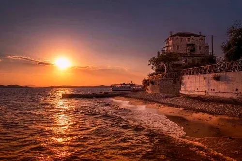 Arsanas Ouranoupolis Marina in Ouranoupoli, Greece — photo 4