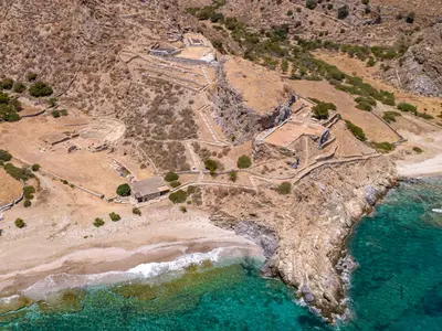 Kastri Bay in Spathi, Greece — photo 2