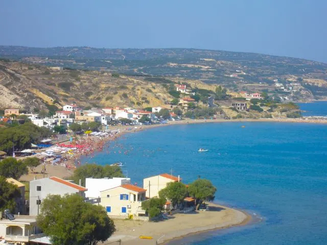 Karinta Bay in Karynta, Greece — photo 4