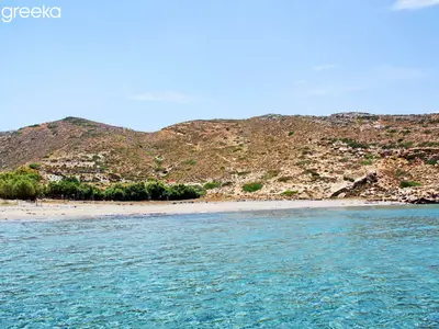Kamaki Bay