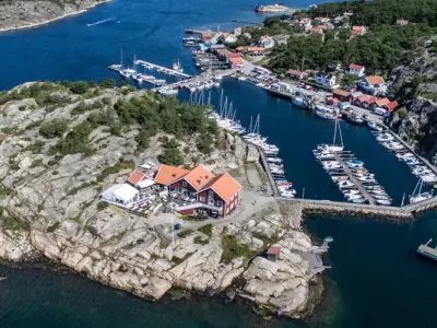 Resö Gästhamn, marina in Hamnsundet, Sweden — photo 4