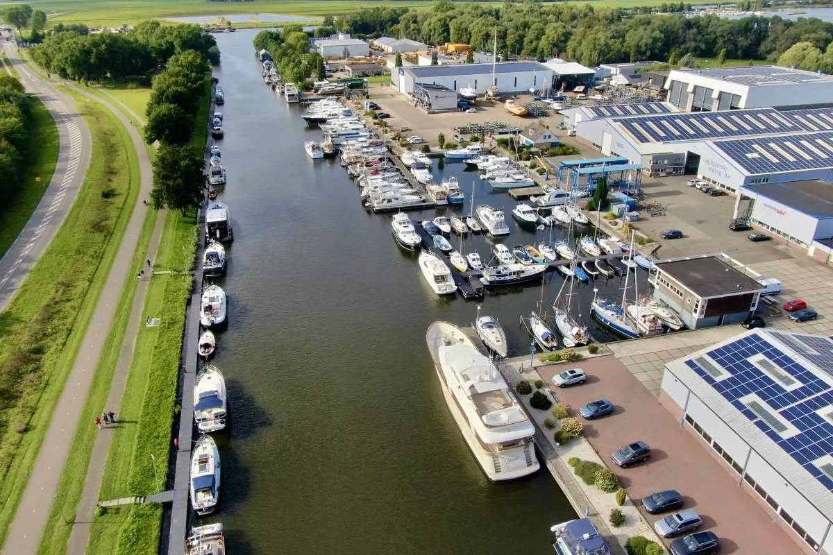 Jachtcenter Elburg BV Marina in Elburg, Netherlands — photo 6