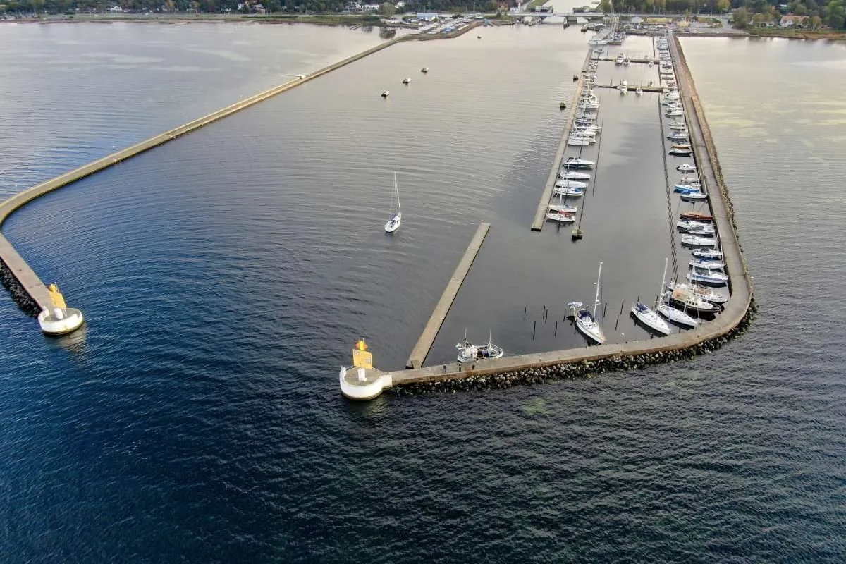 Falsterbokanalens småbåtshamn, marina in Ljunghusen, Sweden — photo 2
