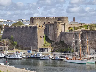 Port de Porscaff, marina in Lampaul-Plouarzel, France — photo 2