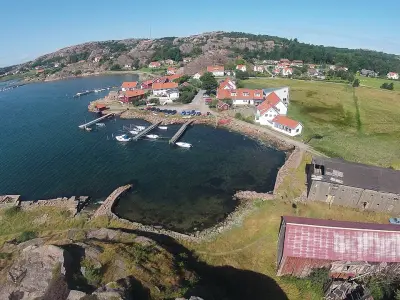 Bovallstrands Gästhamn, marina in Bovallstrand, Sweden — photo 5