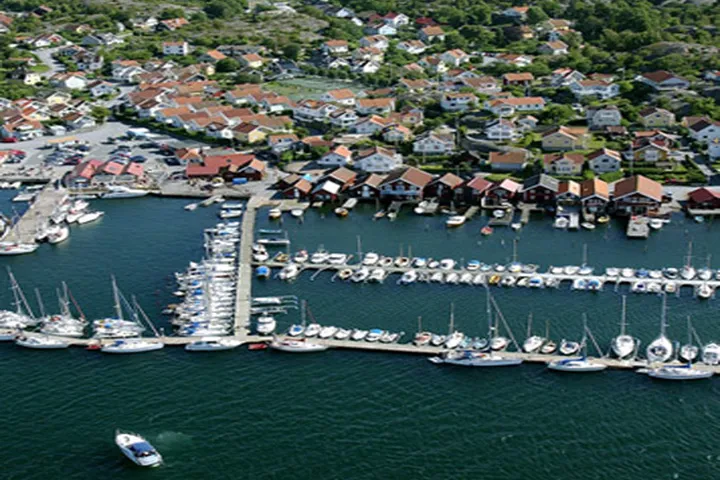 Bovallstrands Gästhamn, marina in Bovallstrand, Sweden — photo 7