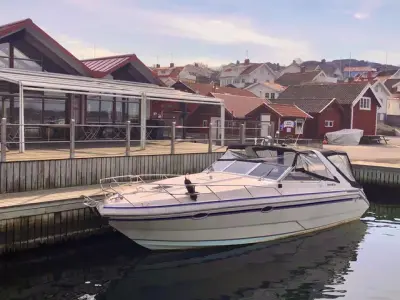 Hasselösunds gästhamn, marina in Kungshamn, Sweden — photo 5