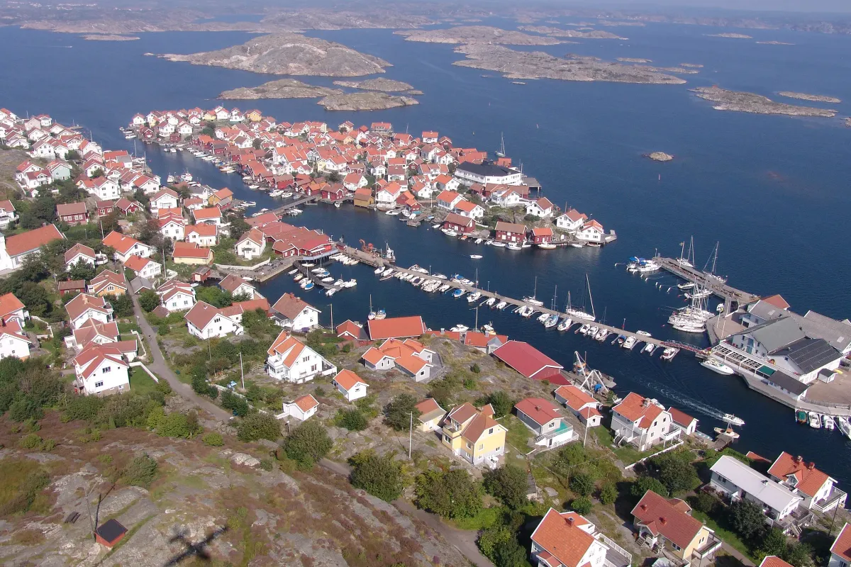 Gullholmens gästhamn, marina in Gullholmen, Sweden — photo 3
