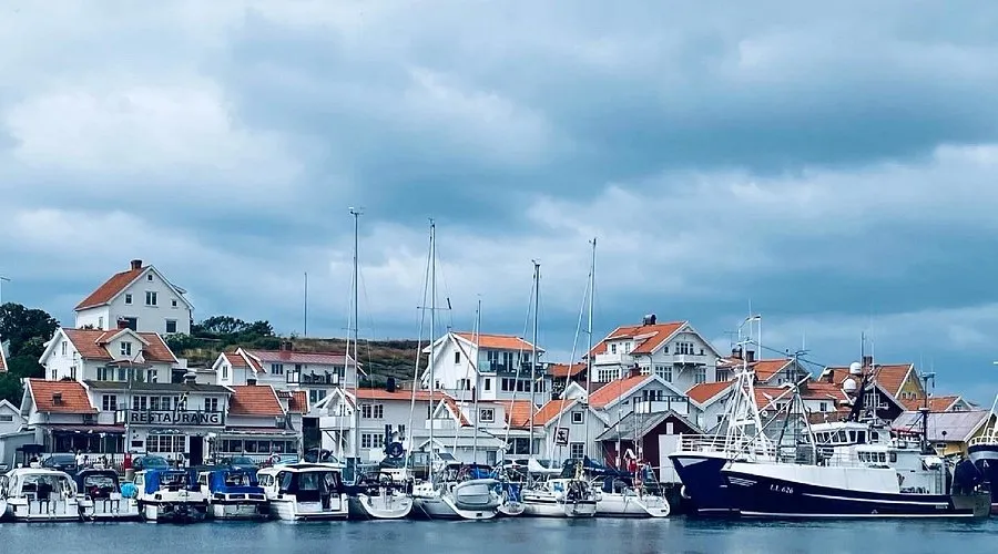 Grundsunds hamn, marina in Grundsund, Sweden — photo 4