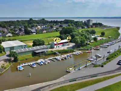 Marina Brunsbüttel in Brunsbüttel, Germany — photo 2