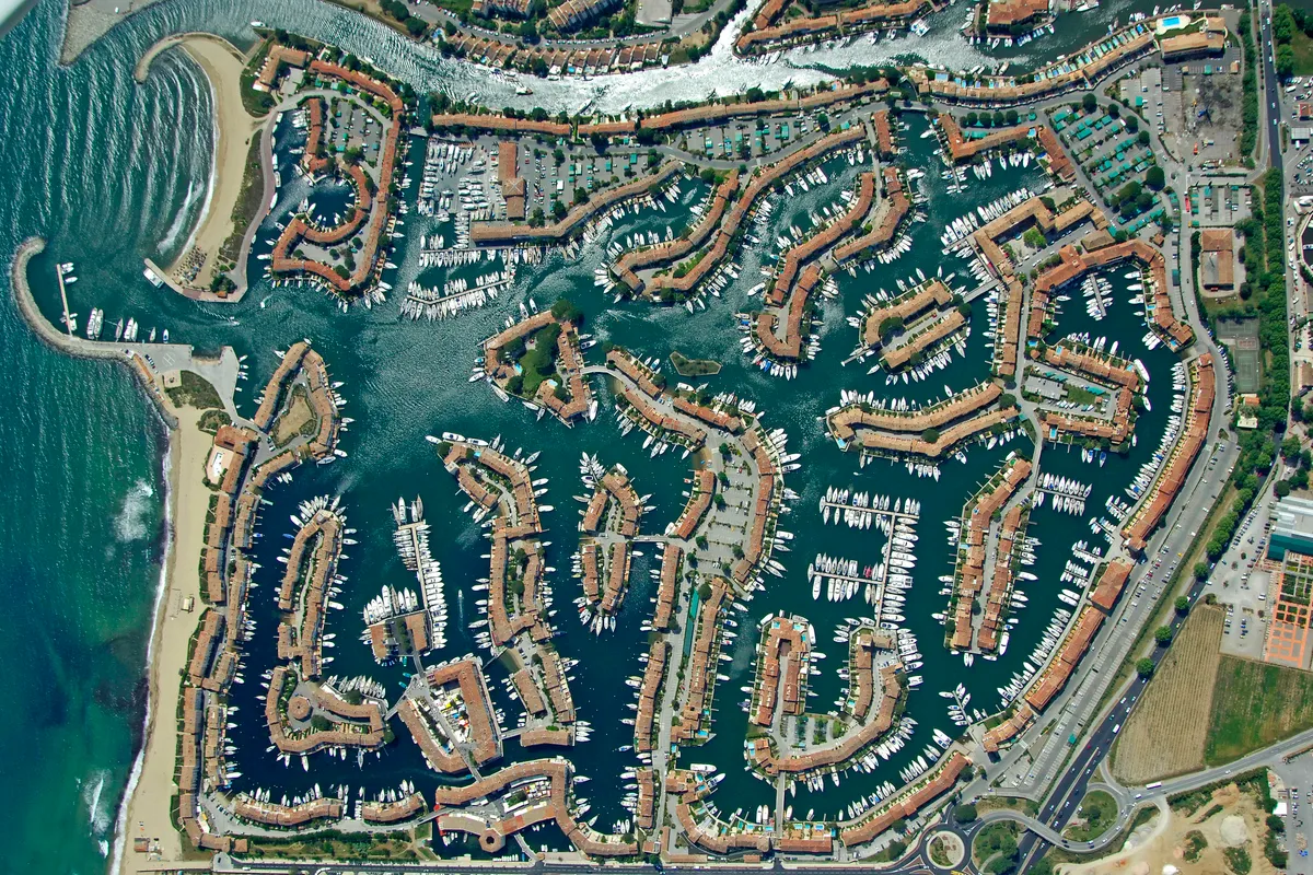 Port Grimaud, marina in Grimaud, France — photo 7