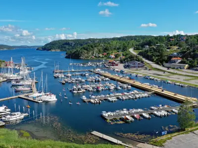 Henåns gästhamn, marina in Henån, Sweden — photo 2