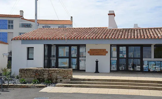 Port de l'Herbaudière, marina in L'Herbaudière, France — photo 3