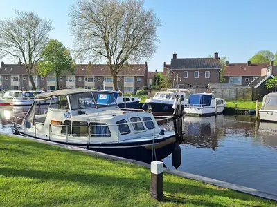 B.v. Sneeker Jachthaven, marina in Sneek, Netherlands