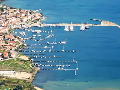 Marina di Cannigione in Cannigione, Italy — photo 2