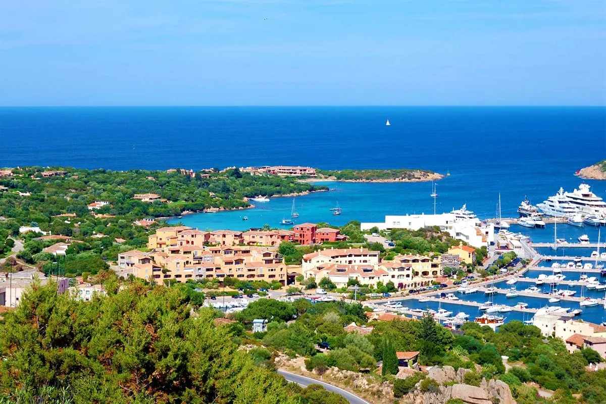 Marina di Cannigione in Cannigione, Italy — photo 8