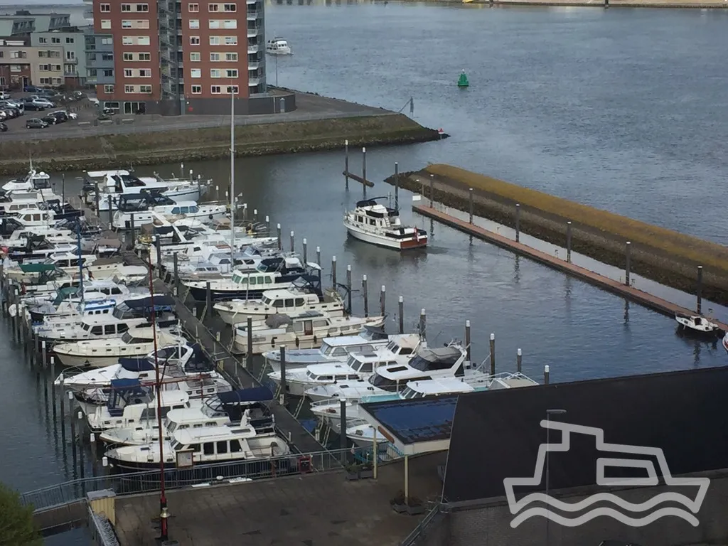 WSV IJsselmonde, marina in Rotterdam, Netherlands — photo 6