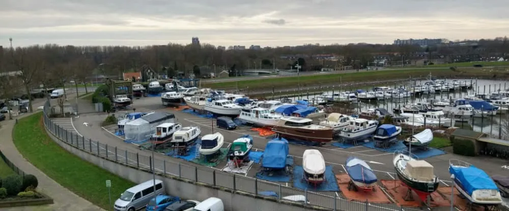 WSV IJsselmonde, marina in Rotterdam, Netherlands — photo 4