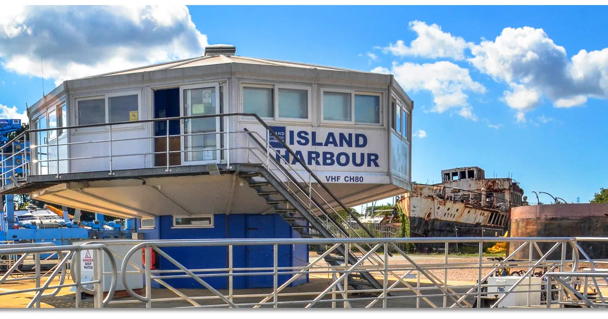 Harbour Office, marina in East Cowes, United Kingdom — photo 6