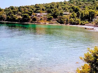Portes Bay in Portes, Greece — photo 4