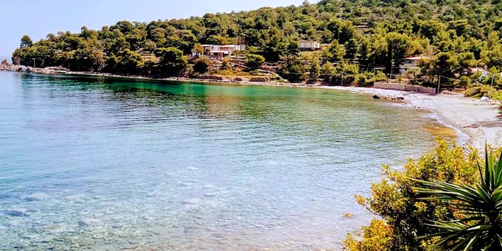 Portes Bay in Portes, Greece — photo 4