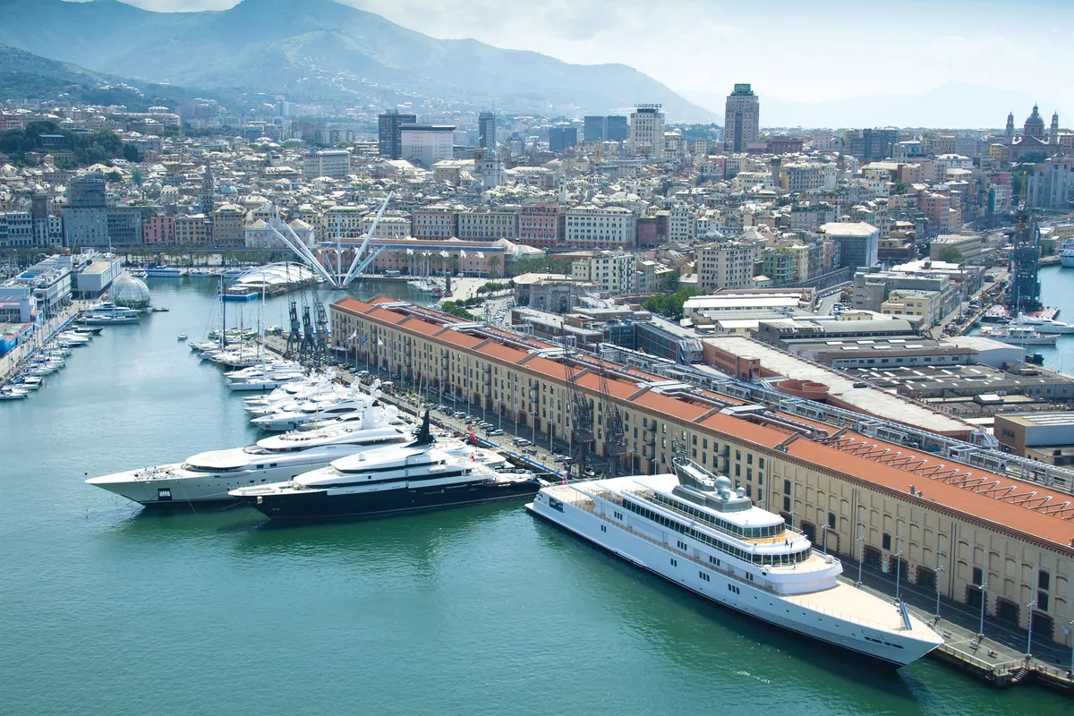 Marina Molo Vecchio in Genoa, Italy — photo 3