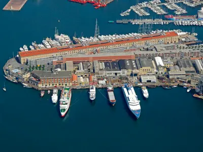 Marina Molo Vecchio in Genoa, Italy — photo 5
