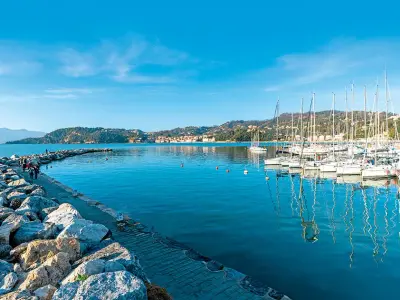Lerici Harbour, marina in Lerici, Italy — photo 2