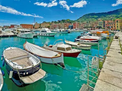 Lerici Harbour, marina in Lerici, Italy — photo 4