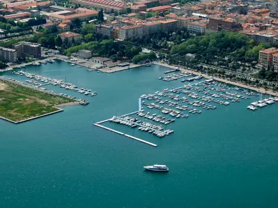 Lerici Harbour, marina in Lerici, Italy — photo 5