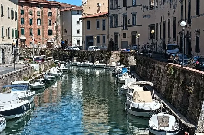 San Giovanni Small Harbour, marina in Portoferraio, Italy — photo 4