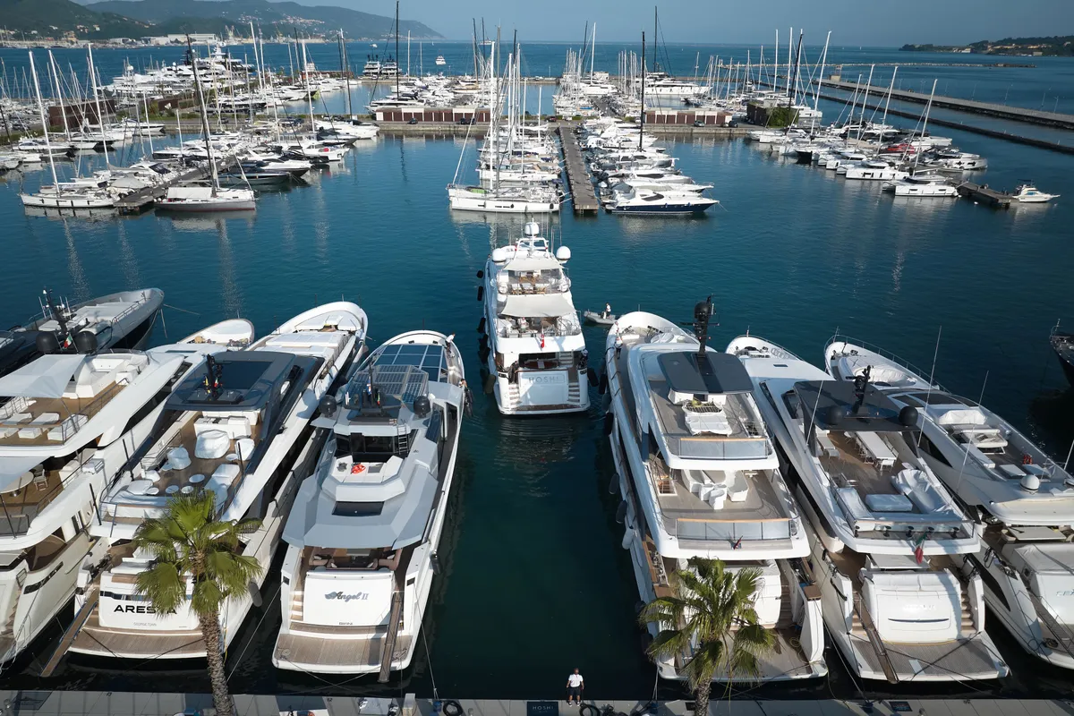 Yachting Club Magazzini, marina in Portoferraio, Italy — photo 3