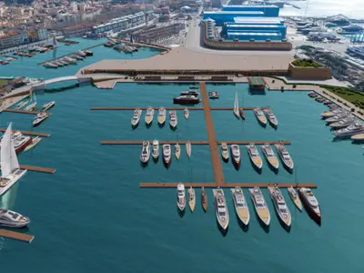Yachting Club Magazzini