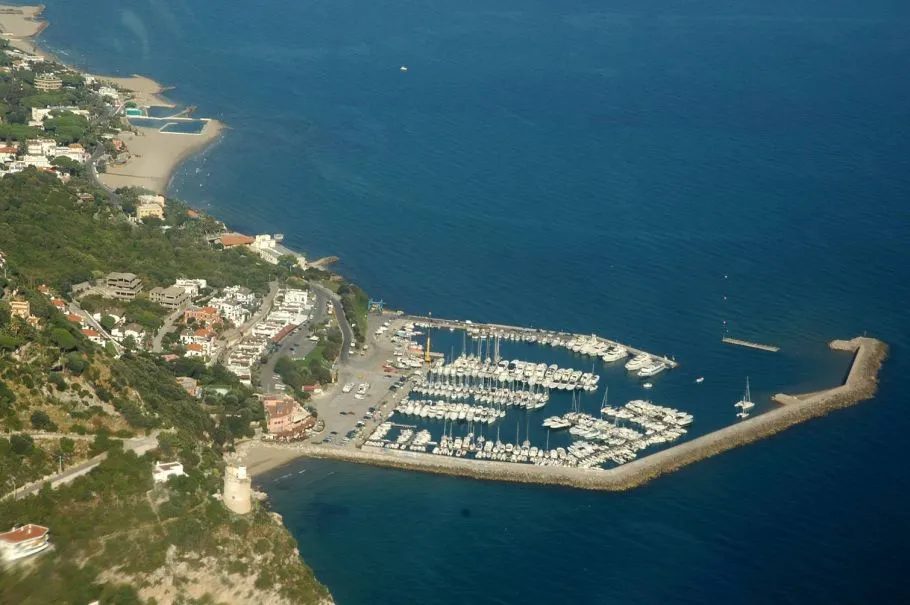 Porto Turistico del Circeo, marina in San Felice Circeo, Italy — photo 2