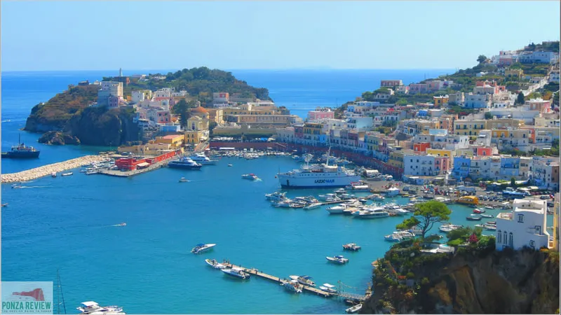 Porto di Ponza, marina in Ponza, Italy — photo 2
