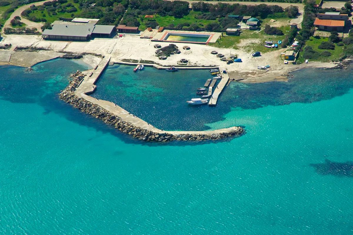 Ancora Yacht Club Small Harbour, marina in Isthintini/Stintino, Italy