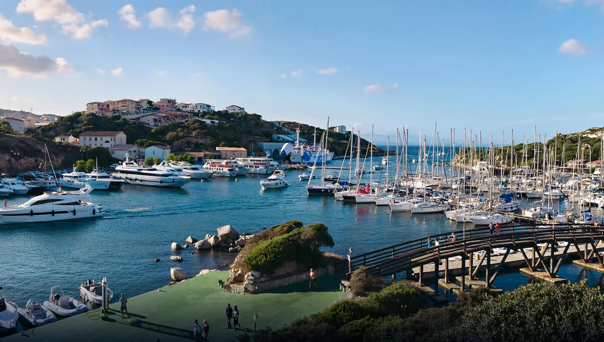 Santa Teresa di Gallura Harbour, marina in Lungòni/Santa Teresa Gallura, Italy — photo 5