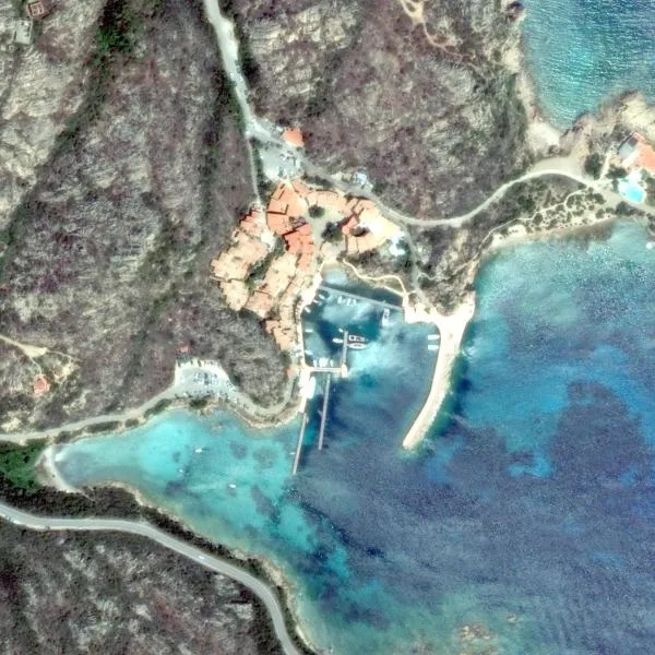 Porto Massimo Small Harbour, marina in La Maddalena, Italy — photo 6