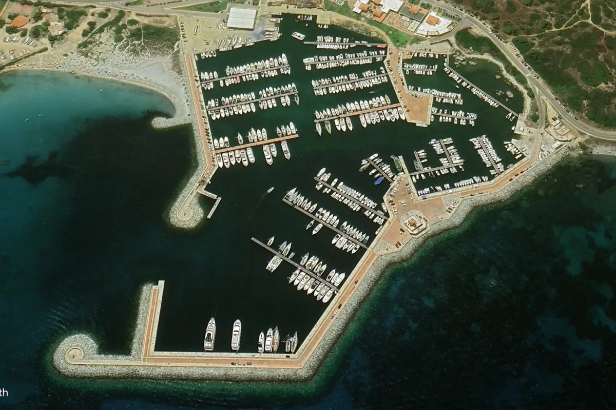 Marina di Villasimius in Crabonaxa/Villasimius, Italy — photo 2
