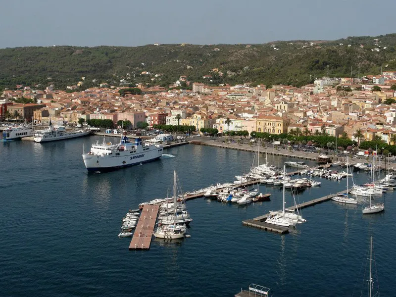 Carloforte Marinatour Marina in U Pàize/Carloforte, Italy — photo 5
