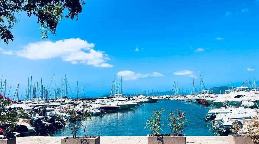 Alghero Town Quay, marina in Alghero, Italy — photo 5