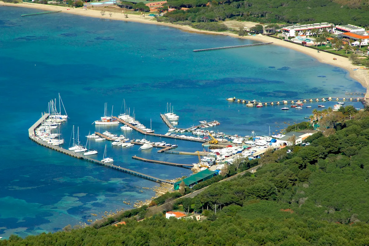 Porto Conte Small Marina in Alghero, Italy — photo 5