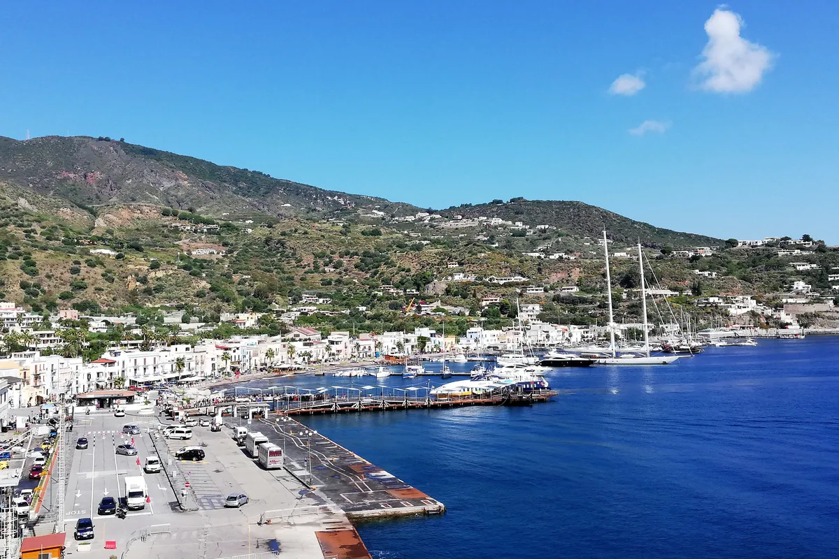 Lipari Marina Lunga in Lipari, Italy — photo 2