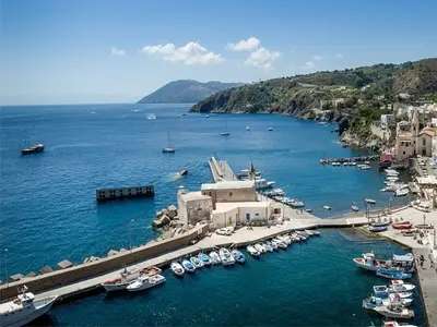 Yacht Harbour Lipari, marina in Lipari, Italy — photo 3