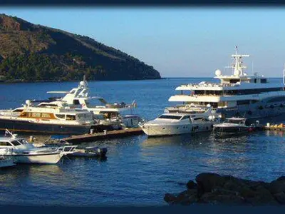 Yacht Harbour Lipari, marina in Lipari, Italy — photo 2
