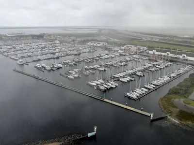 Ouddorpse haven, marina in Ouddorp, Netherlands — photo 2