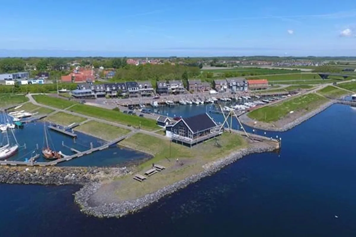 Ouddorpse haven, marina in Ouddorp, Netherlands — photo 10