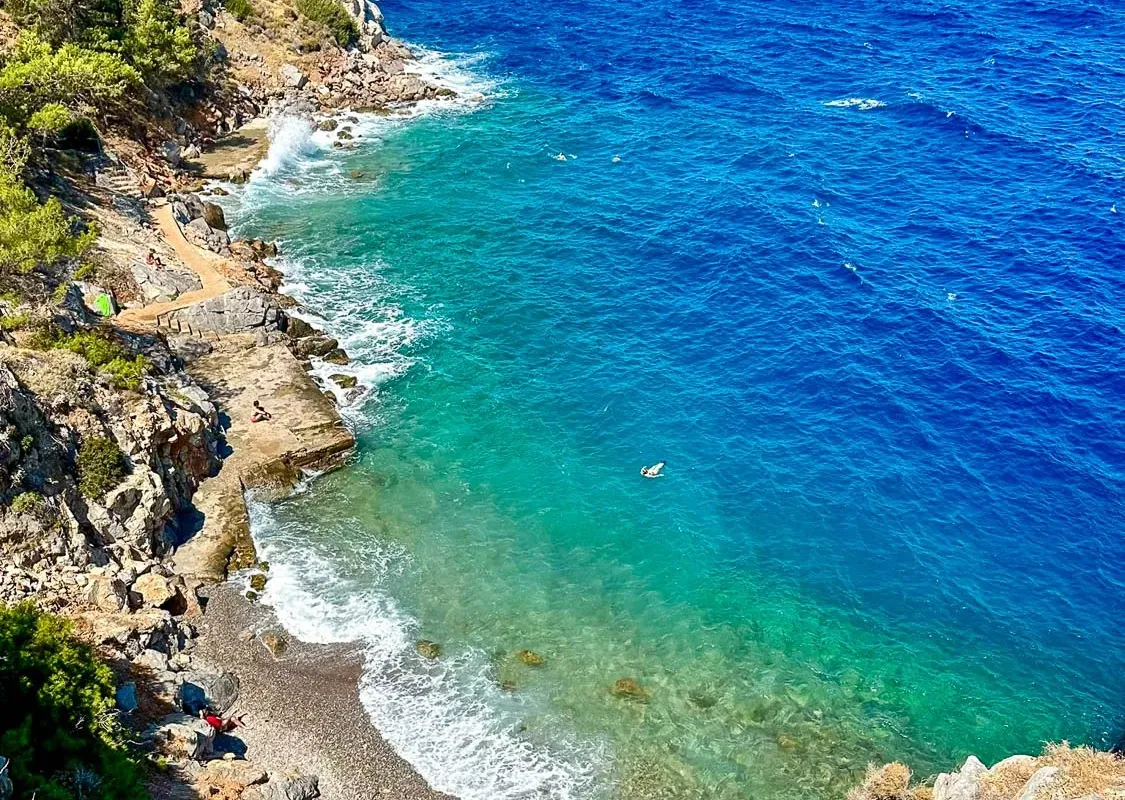 Ledeza Bay in Hydra, Greece — photo 2