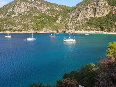 Limnonari Bay in Αλικιάς, Greece — photo 2