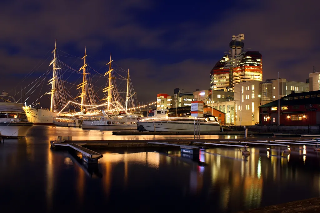Lilla Bommen guest harbour, marina in Gothenburg, Sweden — photo 2